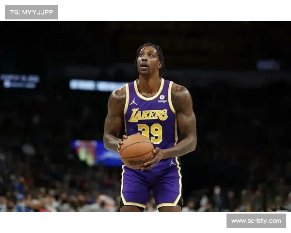 德怀特·霍华德如何凭借强悍内线统治力成为NBA魔兽的传奇之路 德怀特·霍华德如何凭借强悍内线统治力成为NBA魔兽的传奇之路